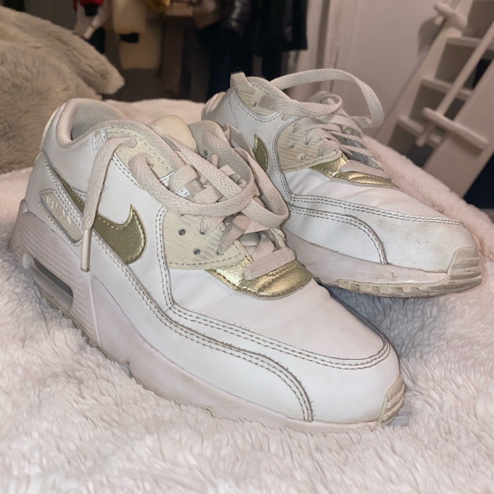 Nike Air Max White & Gold